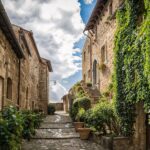 alley-1690053